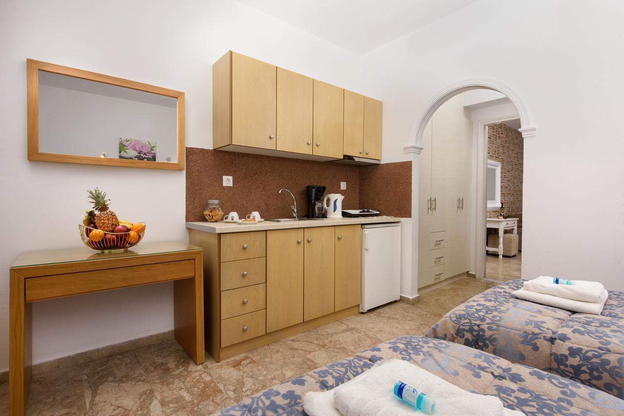 Romantic Palace Beach Apartments Agios Gordios  Exteriér fotografie